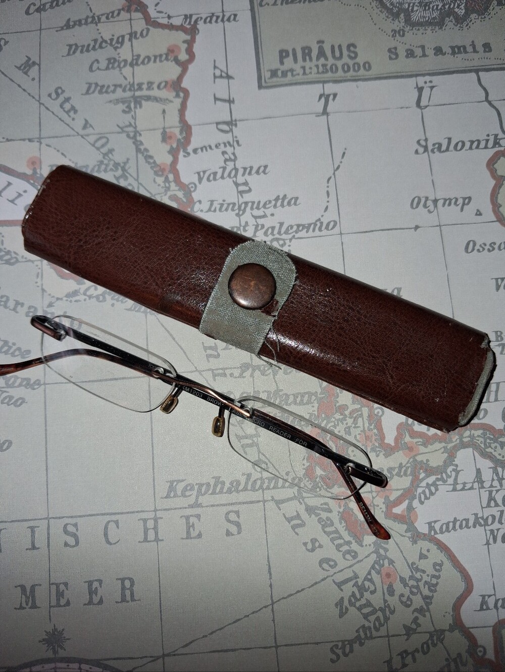 Foster Grant Micro Readers With Case